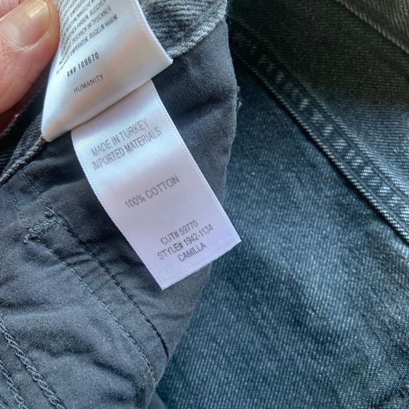 Citizens of Humanity Camilla Jean Short Size 25 in Washed Black - Picture 8 of 8